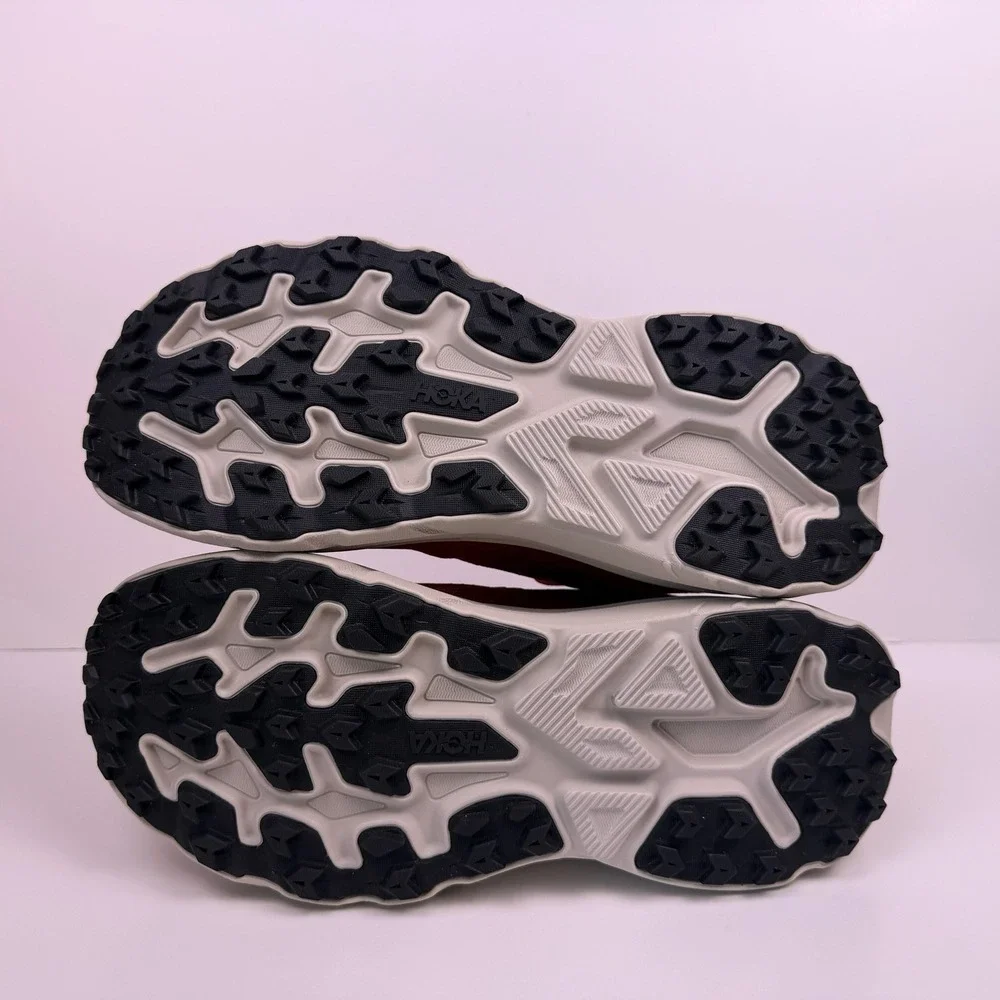 Hoka One One items sample